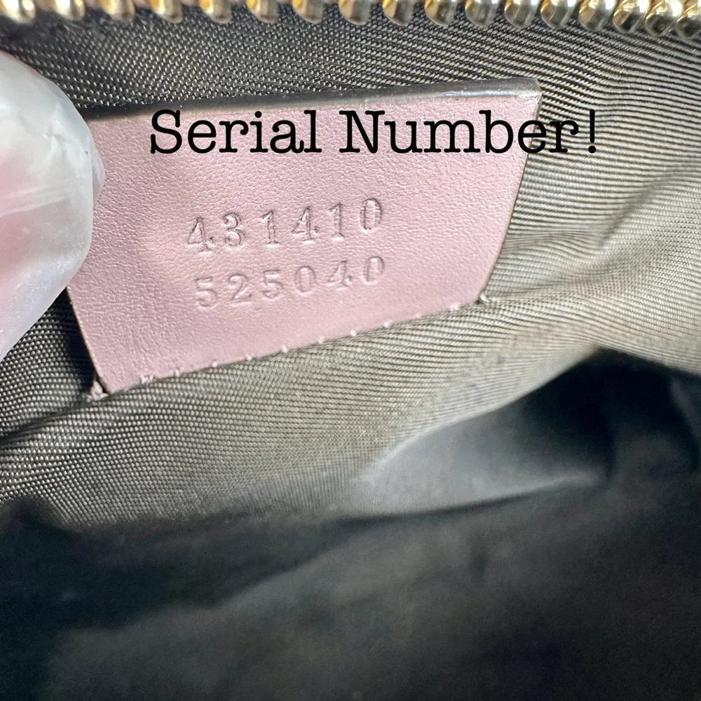 Gucci GG Pink Stamped leather GM, Large size cosmetic pouch or crossbody CUTE! - Picture 14 of 16